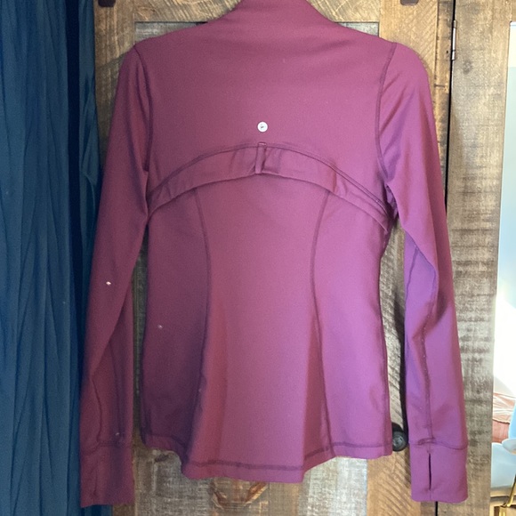 Zip front athleisure jacket - Picture 5 of 5